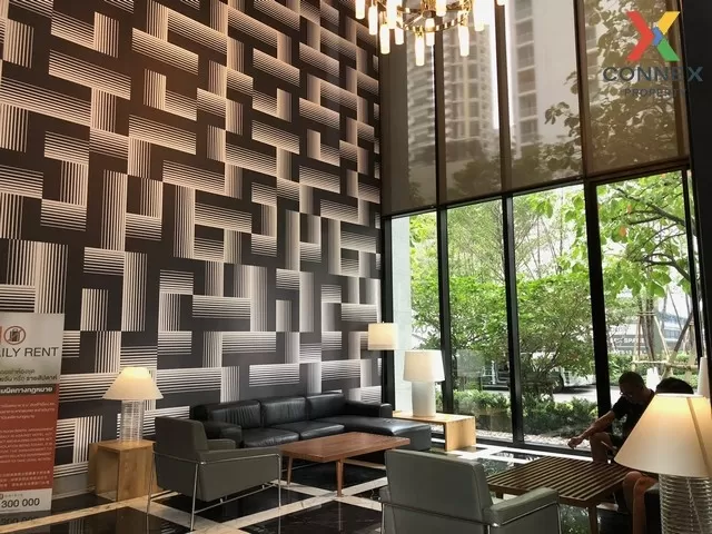 FOR RENT condo , Park Origin Phrom Phong , high floor , BTS-Phrom