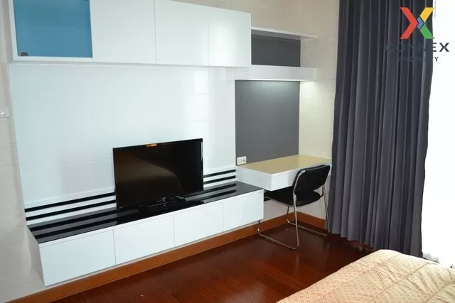 FOR RENT condo , Supalai Lite Sathorn-Charoenrat , nice view , BT