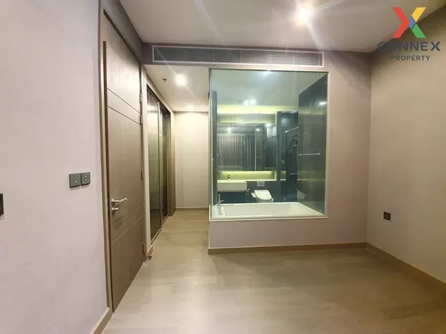 FOR RENT condo , The Esse at Singha Complex , high floor , MRT-Ph