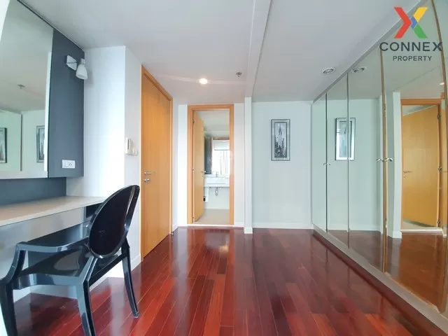 FOR RENT condo Circle Condominium , Duplex , nice view , high flo