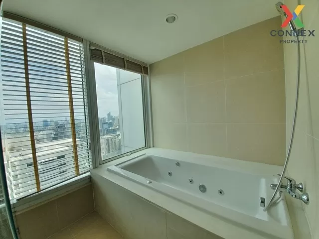 FOR RENT condo Circle Condominium , Duplex , nice view , high flo