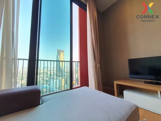 FOR RENT condo , Noble Re:D , high floor , BTS-Ari , Thung Phaya 