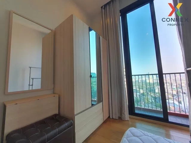 FOR RENT condo , Noble Re:D , high floor , BTS-Ari , Thung Phaya 