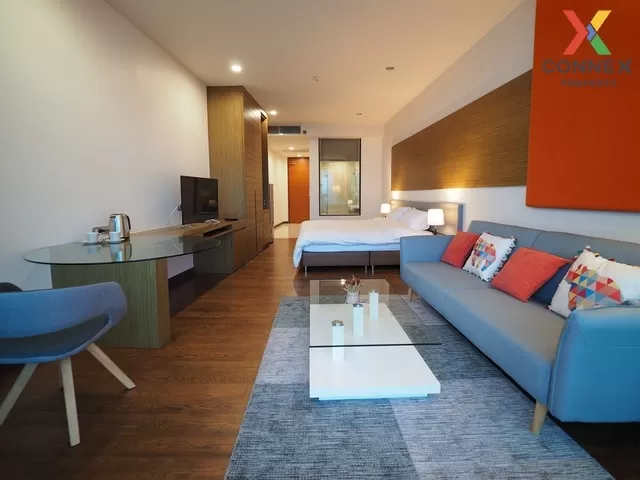 FOR RENT condo , Movenpick Residence , high floor , BTS-Ratchathe 4