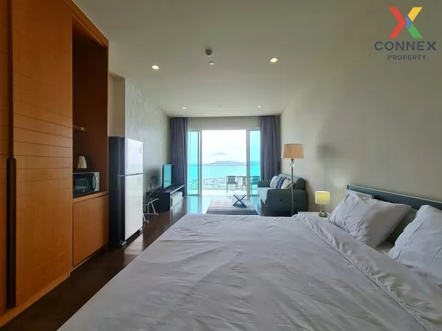 FOR RENT condo , Movenpick Residence , high floor , BTS-Ratchathe