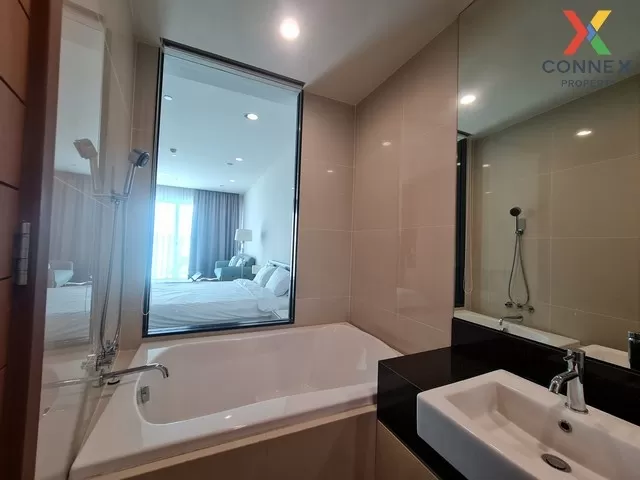 FOR RENT condo , Movenpick Residence , high floor , BTS-Ratchathe