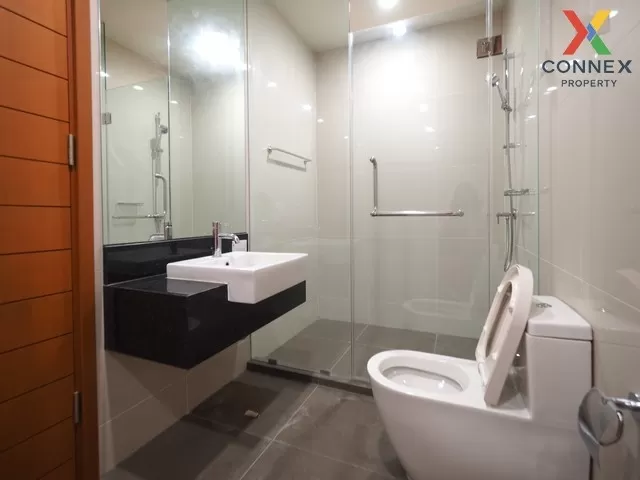 FOR RENT condo , Movenpick Residence , high floor , BTS-Ratchathe 2
