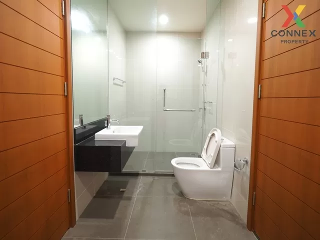 FOR RENT condo , Movenpick Residence , high floor , BTS-Ratchathe