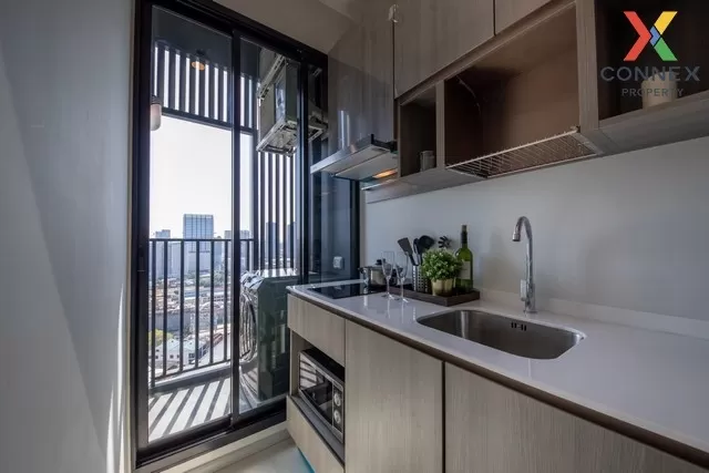 FOR RENT condo , KnightsBridge Prime Ratchayothin , high floor , 