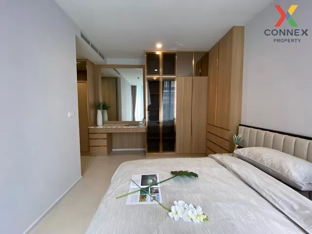 FOR RENT condo , Noble Ploenchit , high floor , BTS-Phloen Chit , 4