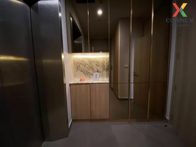 FOR RENT condo , Noble Ploenchit , high floor , BTS-Phloen Chit ,