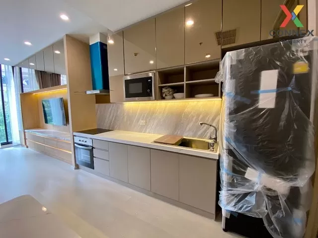 FOR RENT condo , Noble Ploenchit , high floor , BTS-Phloen Chit ,