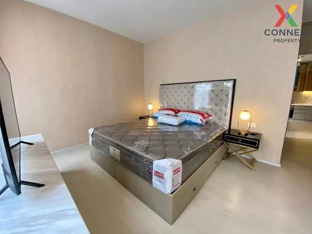 FOR RENT condo , Noble Ploenchit , high floor , BTS-Phloen Chit ,