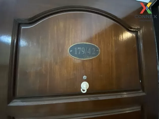 FOR SALE condo , Supalai Place Sukhumvit 39 , high floor , BTS-Ph