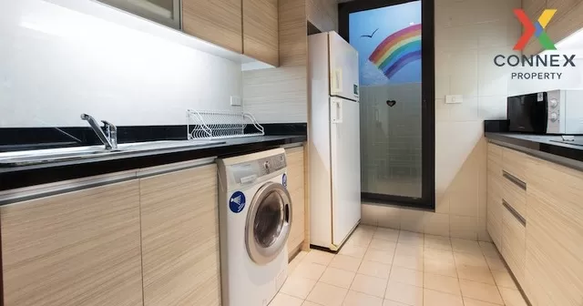 FOR RENT condo , Baan Piya Sathorn , high floor , MRT-Lumphini , 