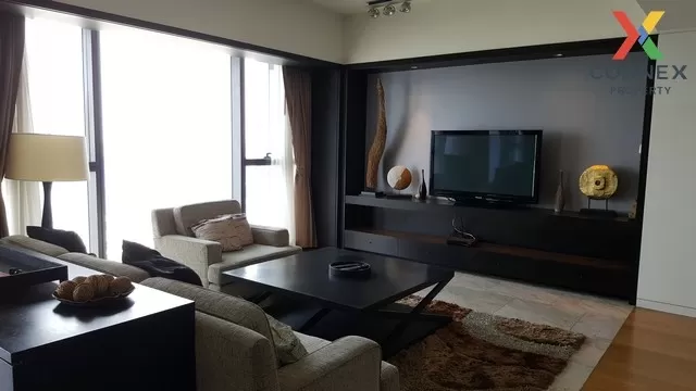 FOR RENT condo , The Met , corner unit , BTS-Chong Nonsi , Thungm 1