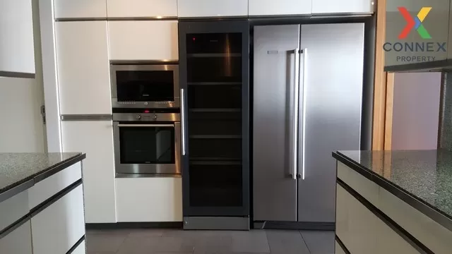 FOR RENT condo , The Met , corner unit , BTS-Chong Nonsi , Thungm