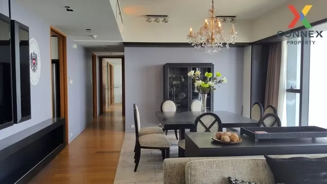 FOR RENT condo , The Met , corner unit , BTS-Chong Nonsi , Thungm