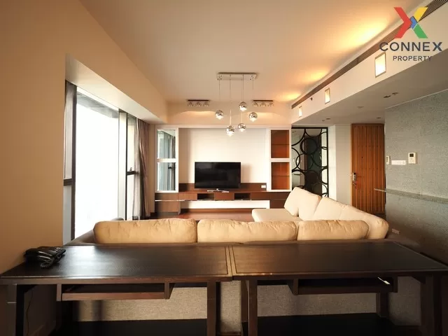 FOR RENT condo , The Met , corner unit , BTS-Chong Nonsi , Thungm 4