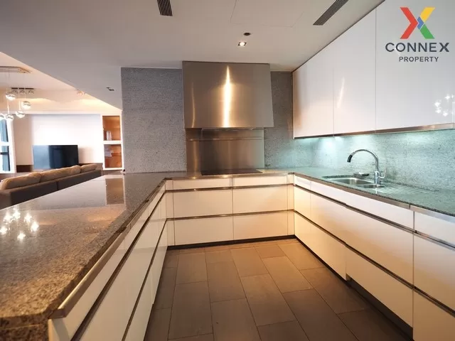 FOR RENT condo , The Met , corner unit , BTS-Chong Nonsi , Thungm