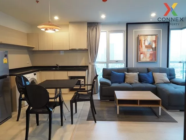 FOR RENT condo , RHYTHM Sathorn-Narathiwas , corner unit , BTS-Ch 4