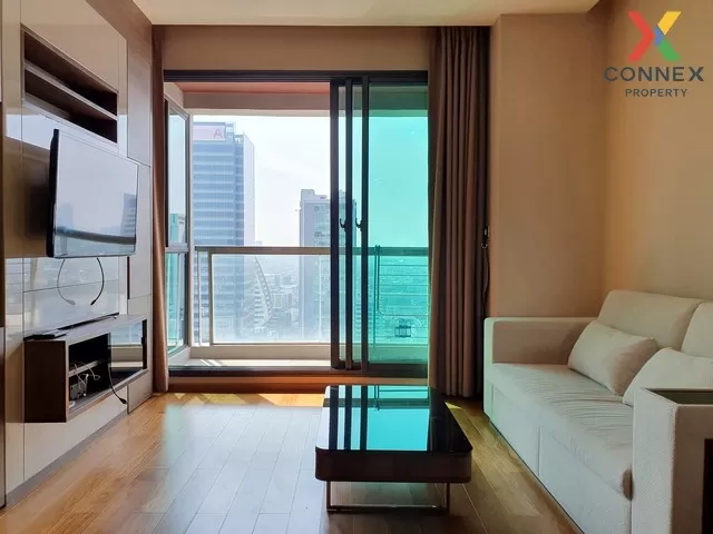 FOR RENT condo , The Address Sathorn , corner unit , BTS-Saint Lo 3