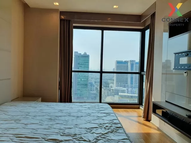 FOR RENT condo , The Address Sathorn , corner unit , BTS-Saint Lo