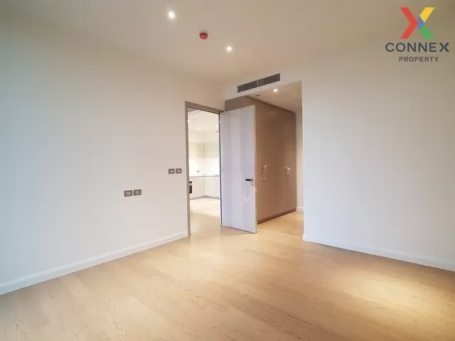 FOR RENT condo , Magnolias Waterfront Residence , corner unit , B