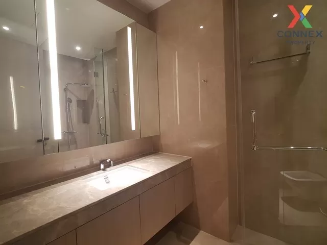 FOR RENT condo , Magnolias Waterfront Residence , corner unit , B