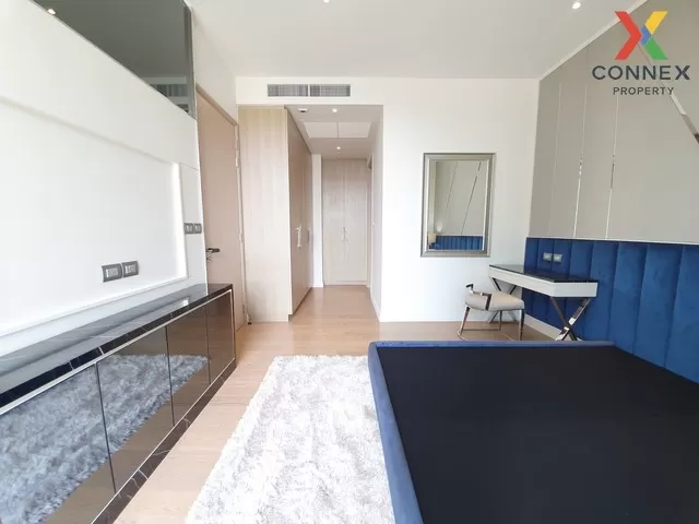 FOR RENT condo , Magnolias Waterfront Residence , corner unit , B