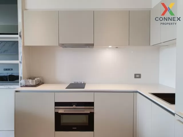 FOR RENT condo , Magnolias Waterfront Residence , corner unit , B