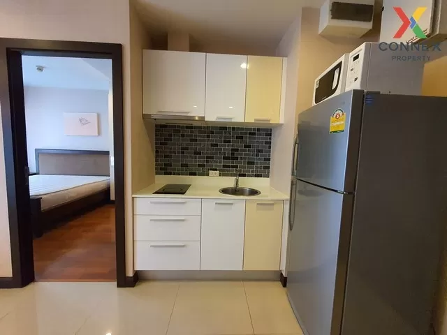 FOR RENT condo , Prime 11 , corner unit , BTS-Nana , Khlong Toei 