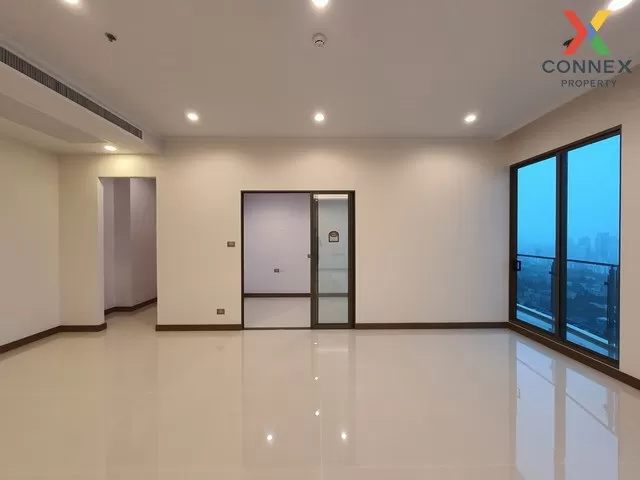 เช่า คอนโด  Supalai Oriental Sukhumvit 39 MRT-เพชรบุรี สุขุมวิท ค 2