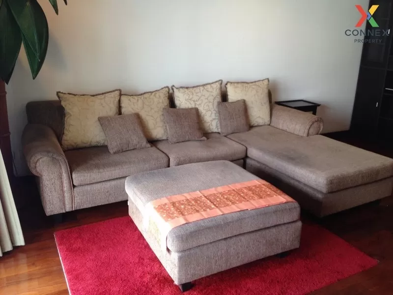 FOR RENT condo , Wilshire Sukhumvit 22 , corner unit , MRT-Queen  4