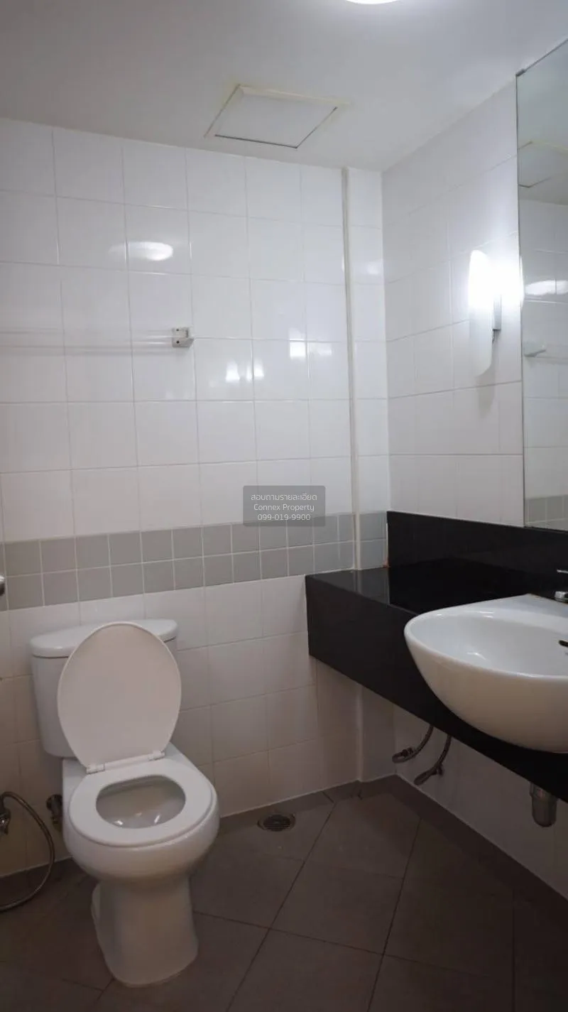 FOR RENT condo , Plus 67 , high floor , BTS-Phra Khanong , Phra K 4