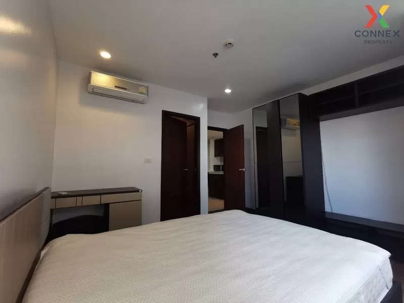 FOR RENT condo , The Rajdamri , high floor , BTS-Ratchadamri , Th 4