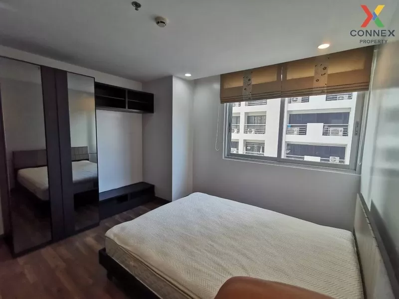FOR RENT condo , The Rajdamri , high floor , BTS-Ratchadamri , Th