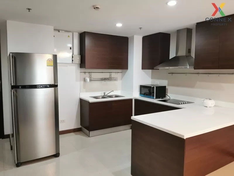 FOR RENT condo , The Rajdamri , high floor , BTS-Ratchadamri , Th