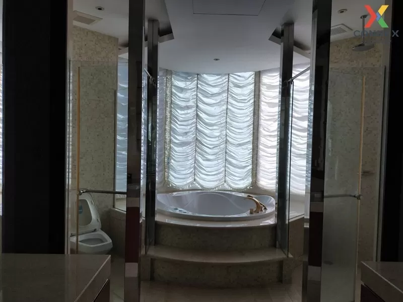 FOR RENT condo , The Infinity , high floor , BTS-Chong Nonsi , Si