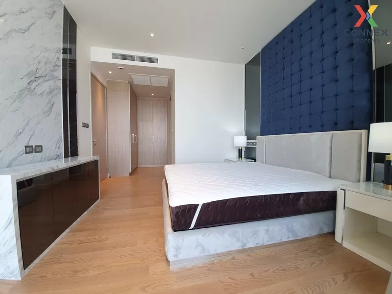 FOR SALE condo , Magnolias Waterfront Residence , Duplex , nice v