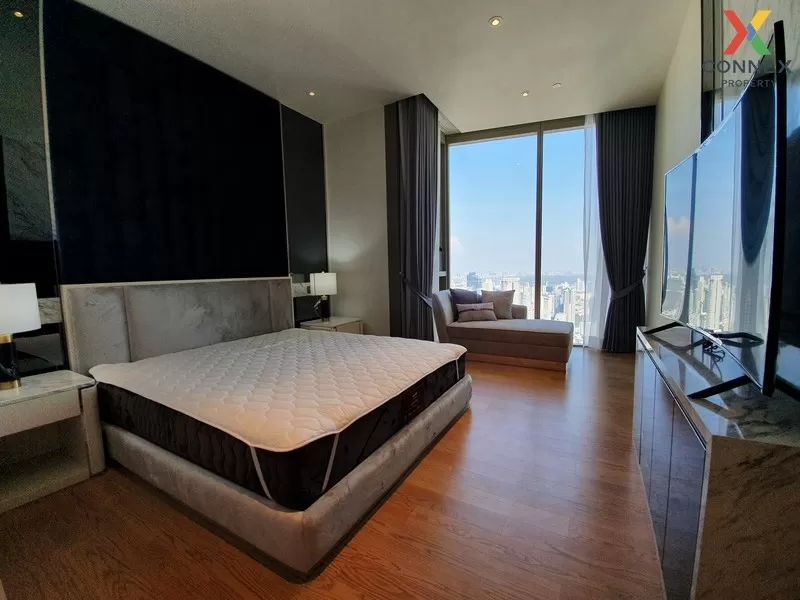 FOR SALE condo , Magnolias Waterfront Residence , Duplex , nice v