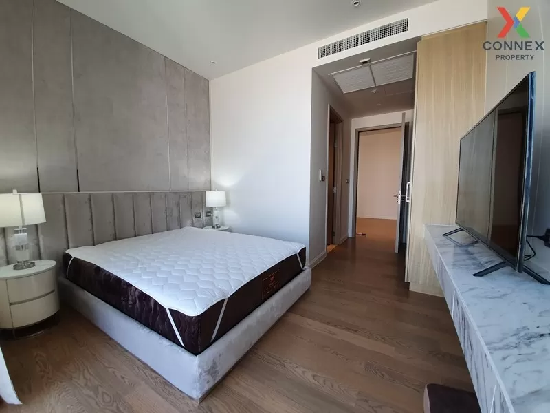 FOR SALE condo , Magnolias Waterfront Residence , Duplex , nice v