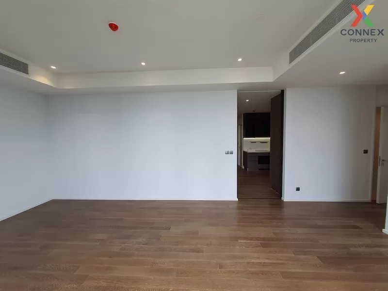 FOR SALE condo , Muniq Langsuan , high floor , BTS-Ratchadamri , 