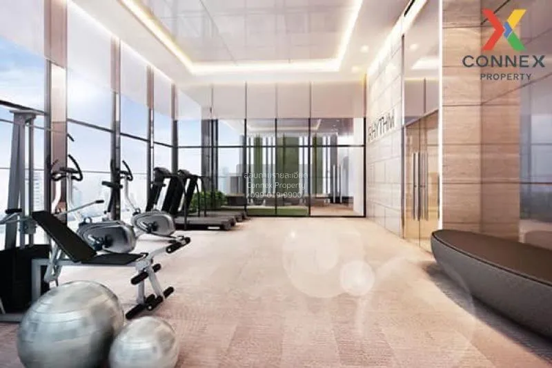 FOR RENT condo , RHYTHM Sukhumvit 42 , corner unit , BTS-Ekkamai 