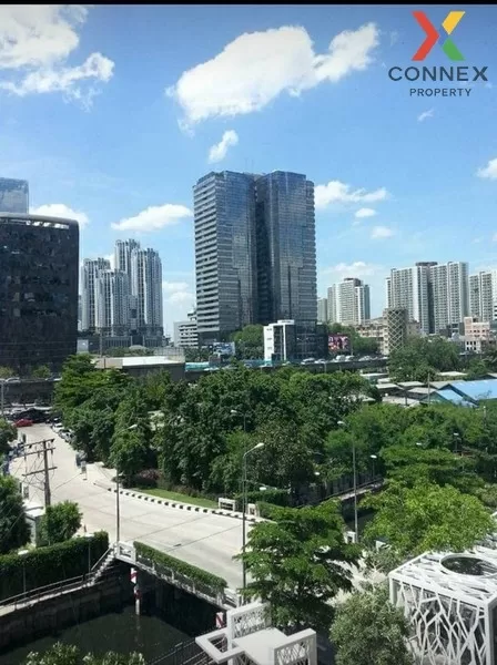 FOR RENT condo , Aspire Rama 9 , corner unit , MRT-Phra Ram 9 , H