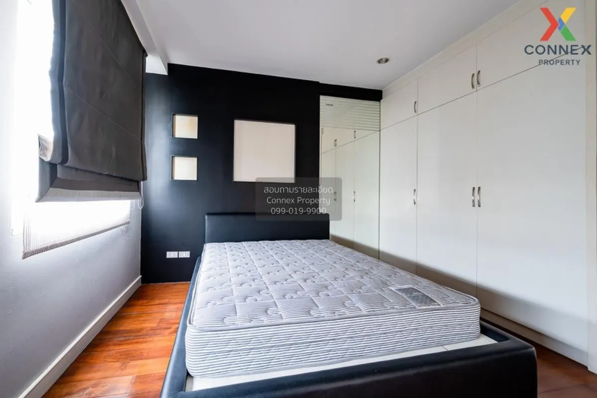 FOR RENT townhome , Baan Klang Krung Thonglor , high floor , BTS-