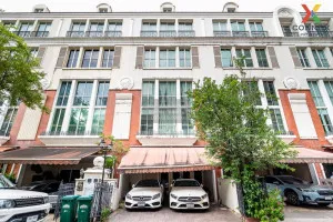 FOR RENT townhome , Baan Klang Krung Thonglor , high floor , BTS-Thong Lo , Khlong Tan Nuea , Watthana , Bangkok , CX-00392