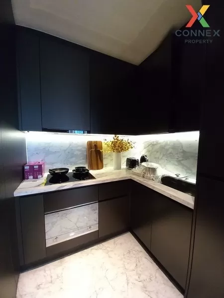 FOR RENT condo , Khun By Yoo , high floor , BTS-Thong Lo , Khlong