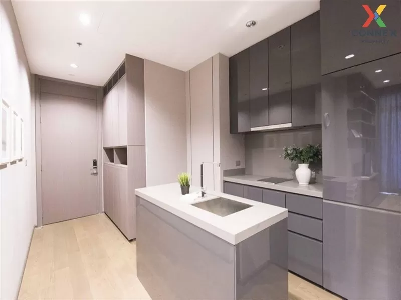 FOR RENT condo , The Diplomat Sathorn , high floor , BTS-Surasak 