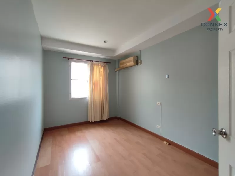 ทาวน์โฮม 3 ชั้น 6 นอน ม.เดอะเนเจอร์ซิตี้ เพชรเกษม 69 หนองแขม กรุง